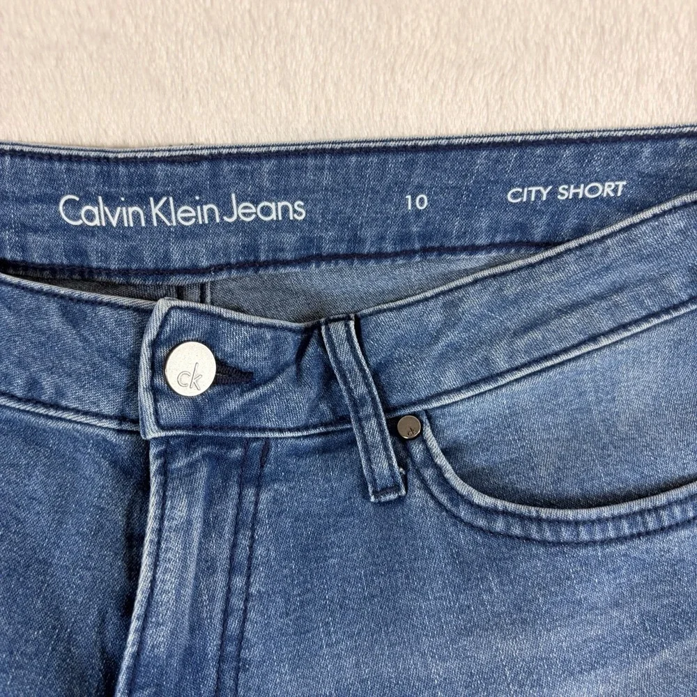 Calvin Klein City Shorts 10 Bermuda Jorts classic Americana minimalist Grandma